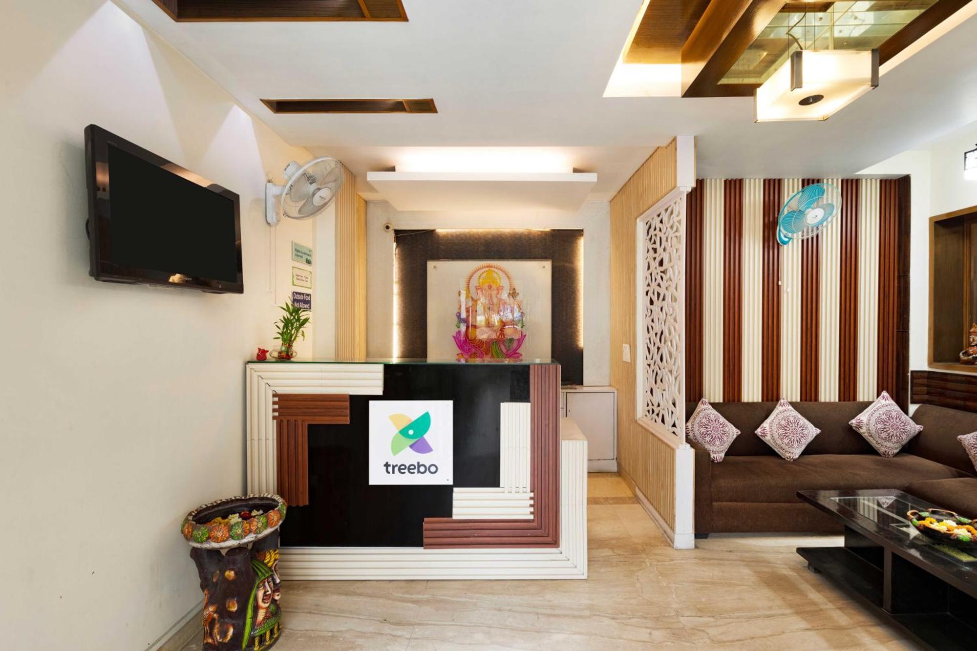 Treebo White Castle, Gurgaon Hotel Exterior photo